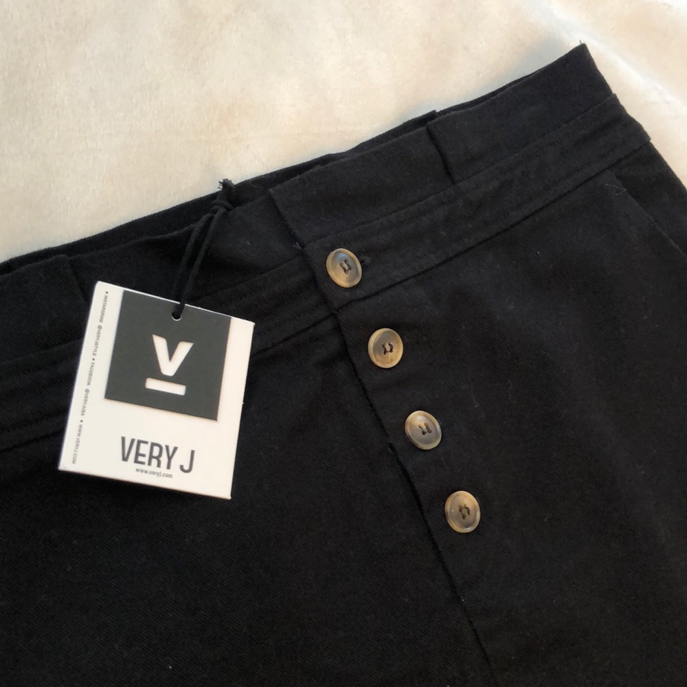 Black jean skirt! - Picture 3 of 6